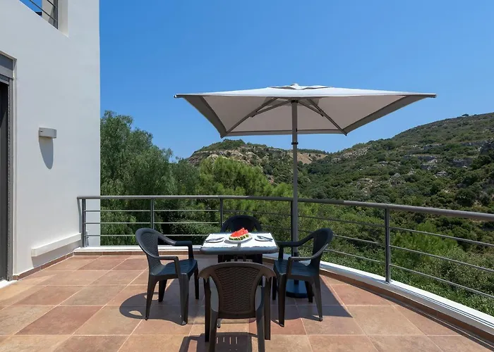 Vila Ixian Hilltop