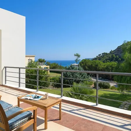 Ixian Hilltop Willa *