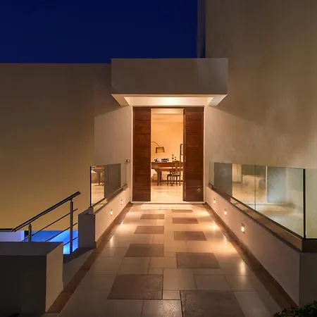 Ixian Hilltop יאליסוס