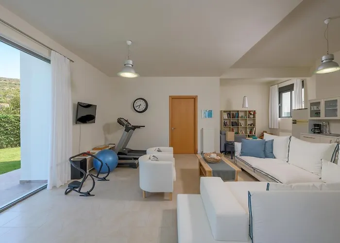 Ixian Hilltop Villa *