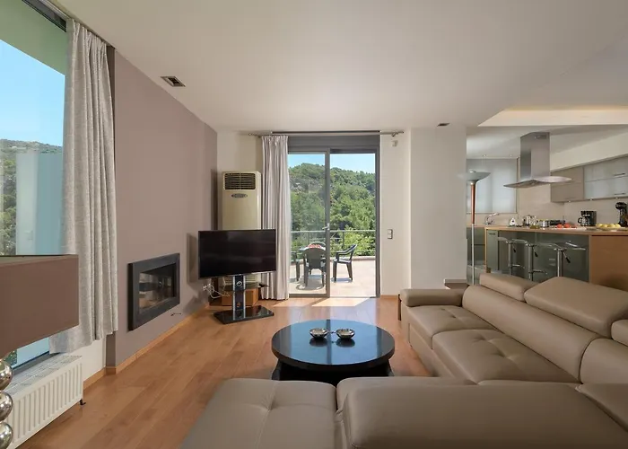 Ixian Hilltop Villa Ialysos (Rhodes)