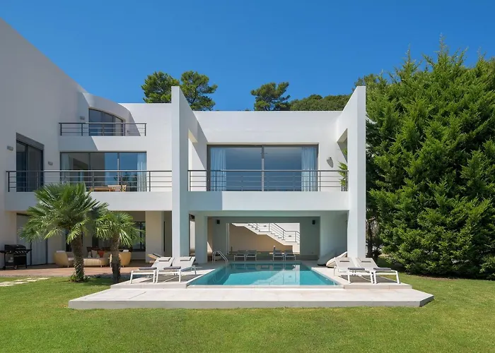 Ixian Hilltop Villa *