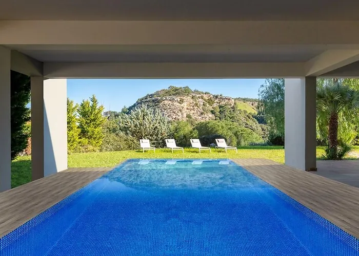 Ixian Hilltop Ialysos (Rhodes)